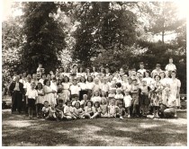a group photo of the St. George's Church School in 1945